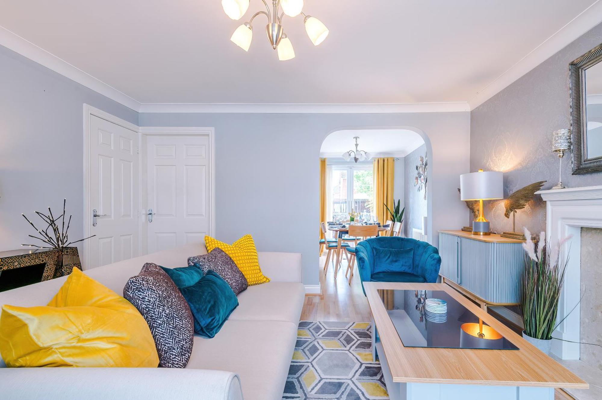 Beach Retreat With Hot Tub Sleeps 8 Prestatyn Exterior photo