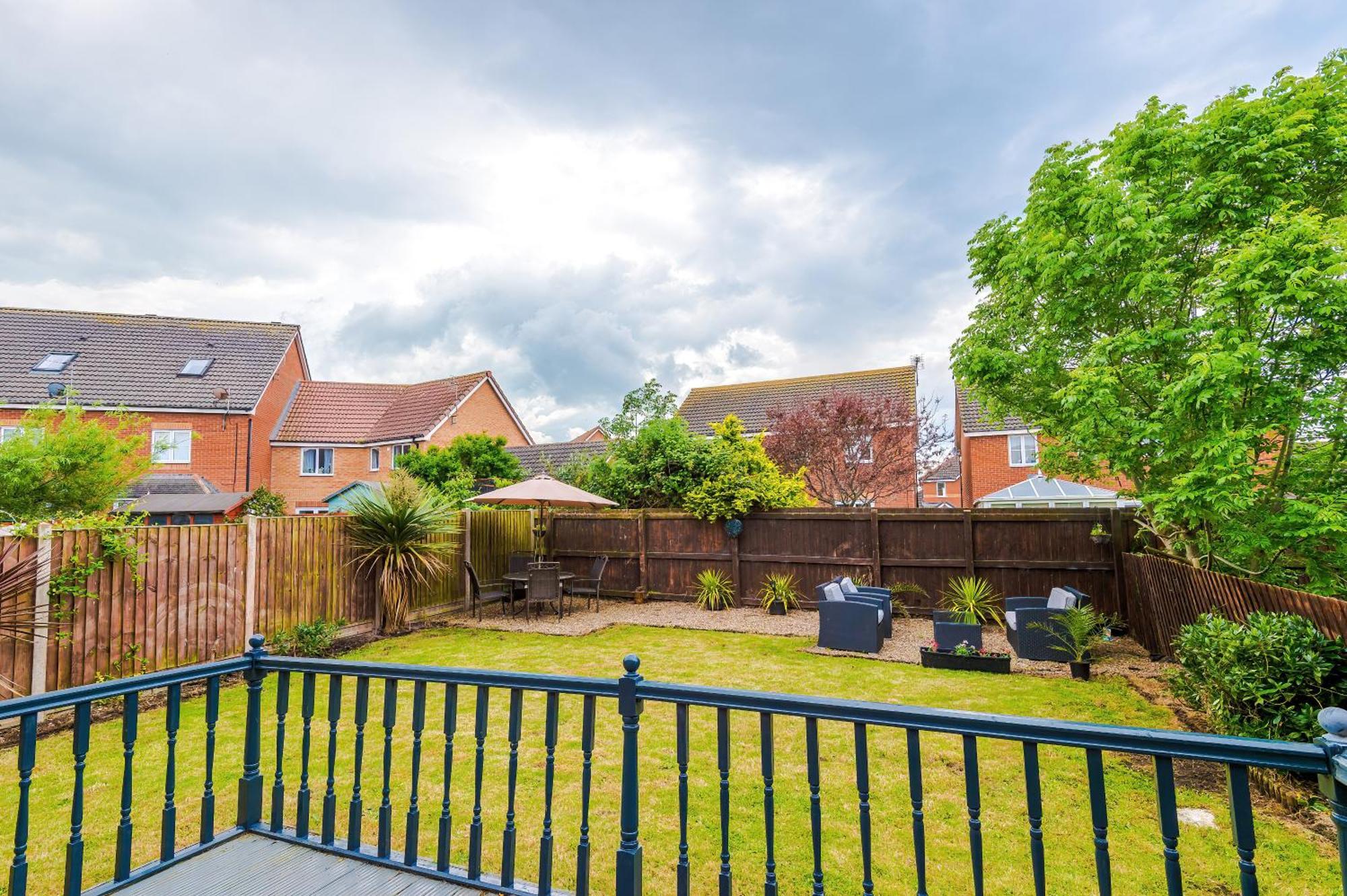 Beach Retreat With Hot Tub Sleeps 8 Prestatyn Exterior photo